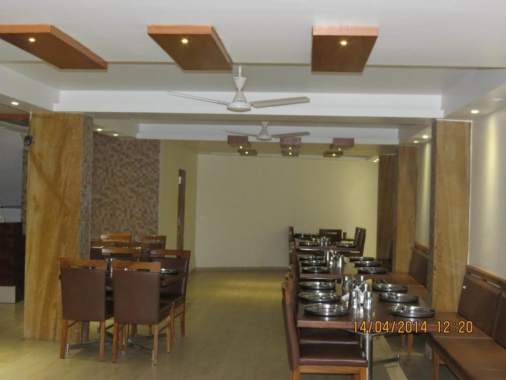 Hotel Sunny Classic Mahabaleshwar Exterior photo