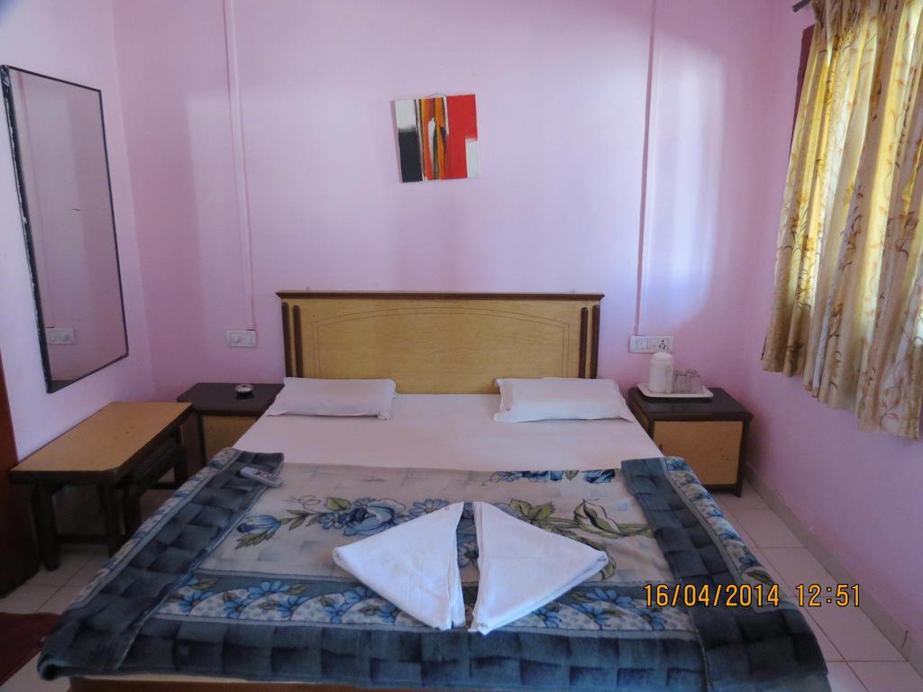 Hotel Sunny Classic Mahabaleshwar Exterior photo